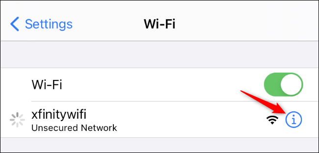 Toque no botão "i" à direita da rede Wi-Fi.