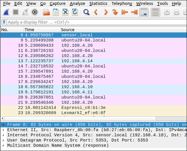 Rastreamento do Wireshark com nomes de dispositivos resolvidos.