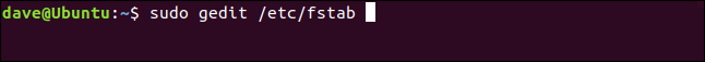 sudo gedt / etc / fstab em uma janela de terminal