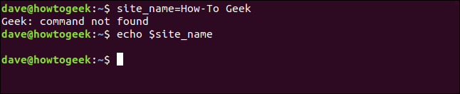 "site_name = How-To Geek" em uma janela de terminal.