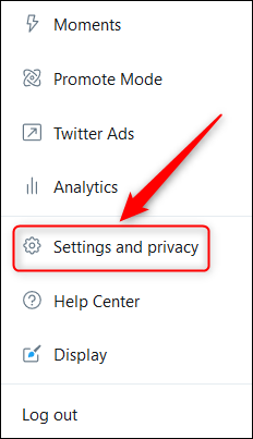 O menu "Mais" do Twitter com a opção "Configurações e privacidade" destacada.