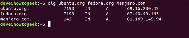 O comando "dig ubuntu.org fedora.org manjaro.com" em uma janela de terminal.