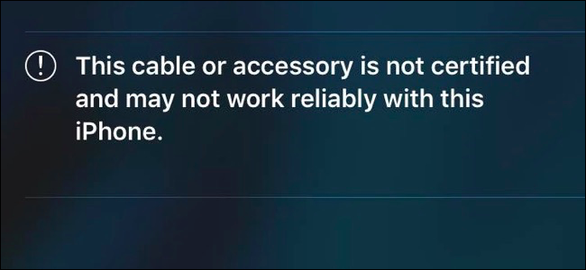 A notificação "Este cabo ou acessório não é certificado" que aparece em um iPhone quando você conecta um dispositivo não certificado.