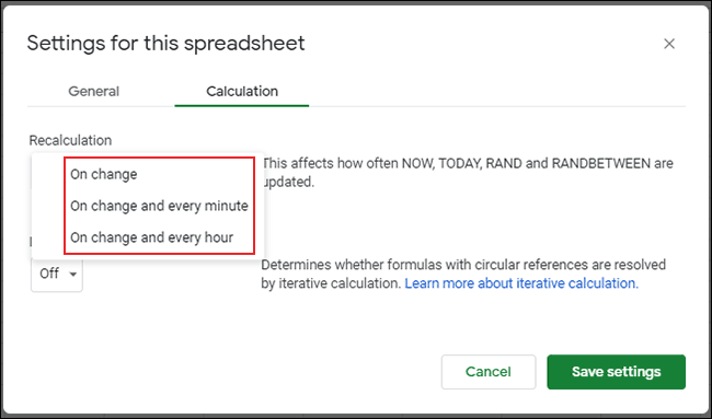 Para alterar a frequência com que as células são atualizadas no Planilhas Google, clique em Arquivo> Configurações da planilha, clique em Cálculo e selecione a frequência no menu suspenso de recálculo