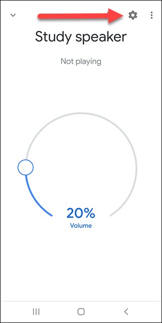 Caixa de diálogo do dispositivo Google Home com uma seta apontando para a roda dentada de configurações.