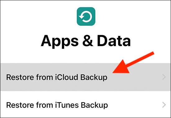 Toque em "Restaurar do backup do iCloud". 