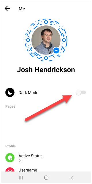 Configurações da conta do aplicativo Messenger com seta apontando para alternar o modo escuro