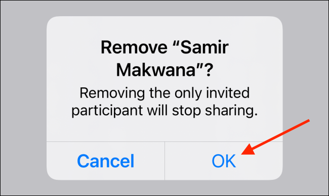 Toque em "OK" para confirmar e remover um contato de uma lista compartilhada.