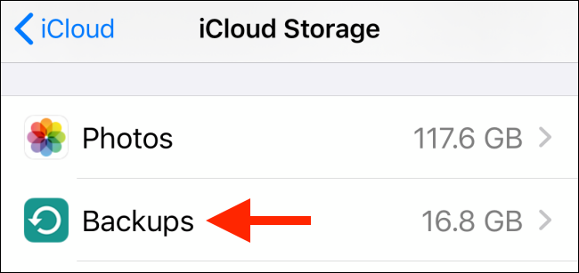 Toque em Backups do menu iCloud