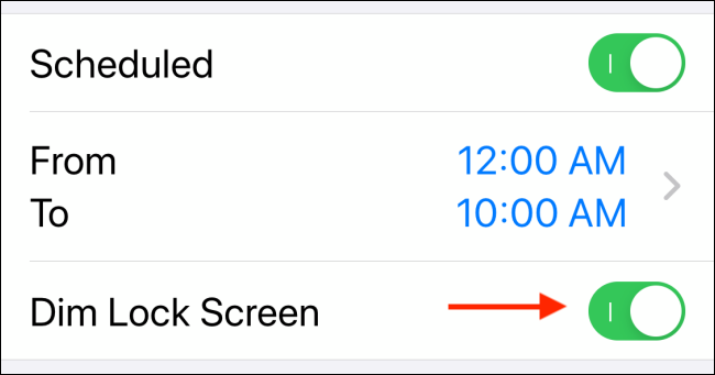 Toque em alternar ao lado de Dim Lock Screen