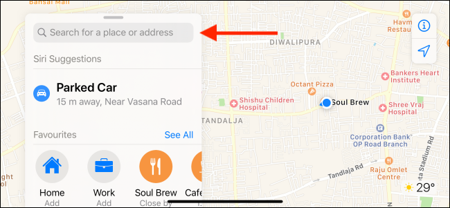 Use a barra de pesquisa para pesquisar um lugar no Apple Maps