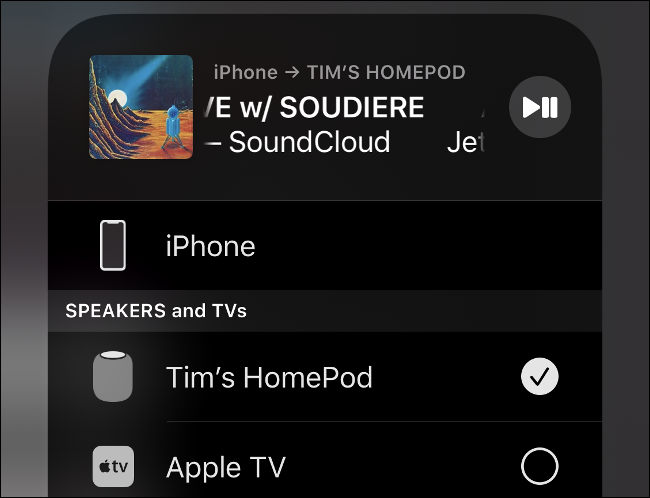 Lista de dispositivos no menu "AirPlay" no iOS.