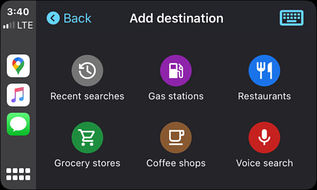 O menu "Adicionar destino" no Google Maps para CarPlay no iPhone.