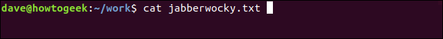 cat jabberwocky.txt em uma janela de terminal