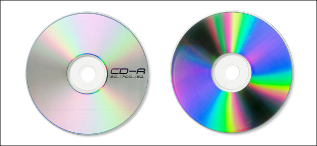 Frente e verso de um CD-R.