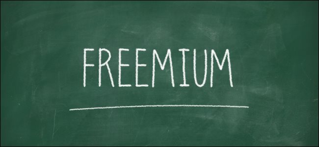 "Freemium" escrito no quadro-negro.