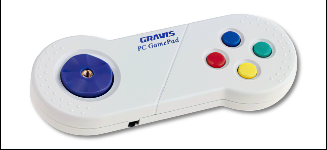 O Gravis PC Gamepad.