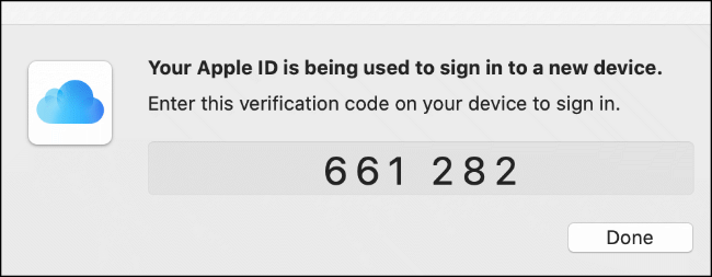 Um código de autenticação de dois fatores para um login do iCloud, mostrado em um dispositivo macOS