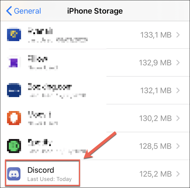 Toque em "Discord" no menu "Armazenamento do iPhone".