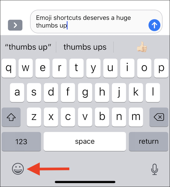 toque no botão do teclado emoji
