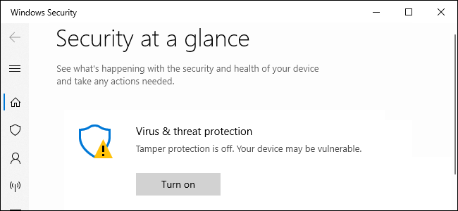 Segurança do Windows recomendando proteção contra adulteração.