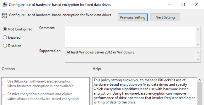 Opção para habilitar ou desabilitar a criptografia baseada em hardware para BitLocker na Política de Grupo do Windows 10.