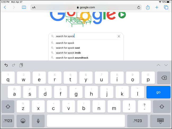 Usando o teclado na tela do iPad para pesquisar no Google