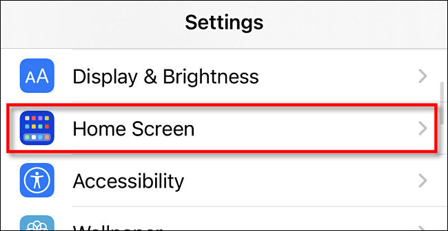 Nas configurações do iPhone, toque em "Tela inicial".