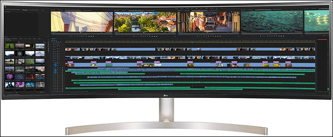 O monitor LG 32: 9 Super-Ultrawide 49WL95C-W de 49 polegadas.