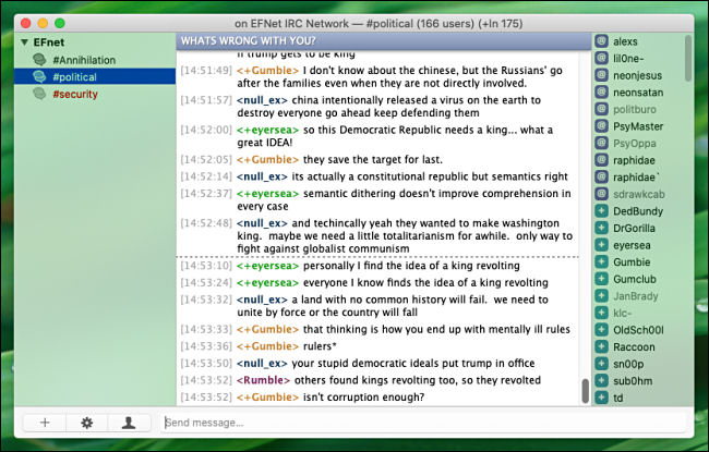 Uma discussão política animada de 2020 em uma sala de chat do IRC no cliente Textual para Mac.