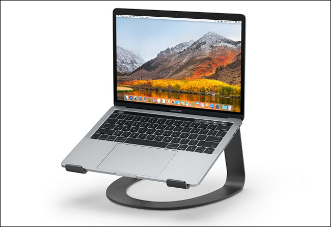 Suporte Twelve South Curve para MacBook.