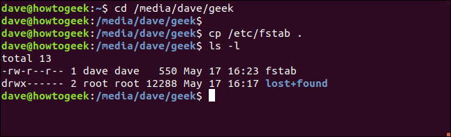 Explorando o sistema de arquivos em um arquivo em uma janela de terminal