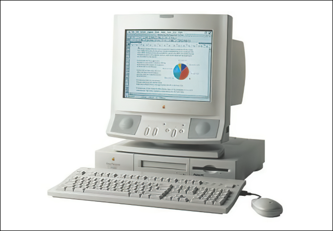 Um Apple Power Macintosh 6100.