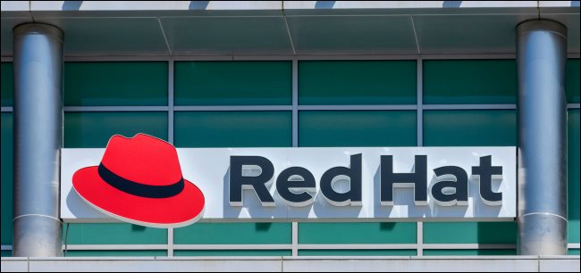 Um sinal do Red Hat.