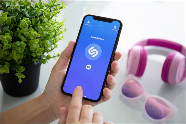 Shazam em um iPhone X