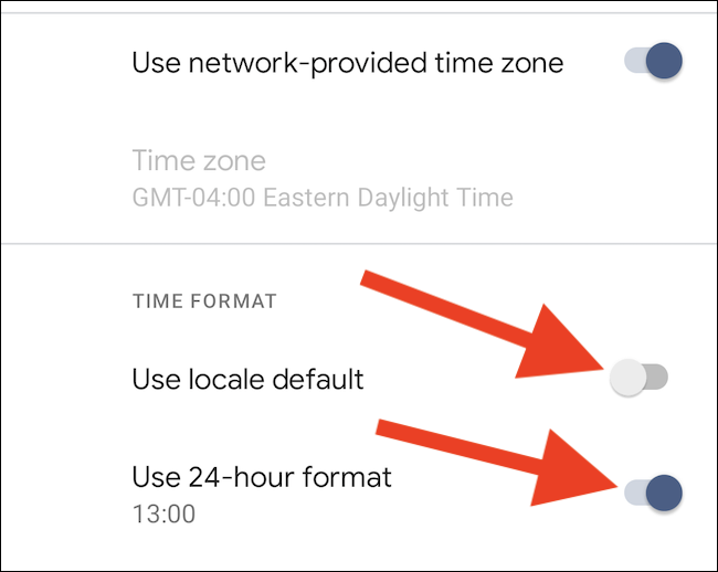 Desative "Usar padrão local" e ative "Usar formato de 24 horas"