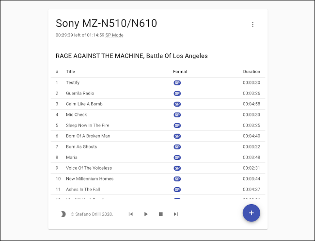 Uma lista de faixas na interface "Web MiniDisc".