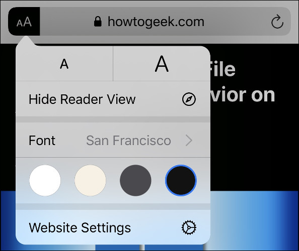 As opções de menu "AA" no Reader View do Safari.