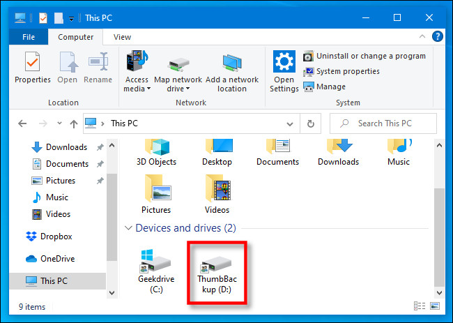 Neste PC, localize seu pen drive no Windows 10 File Explorer.