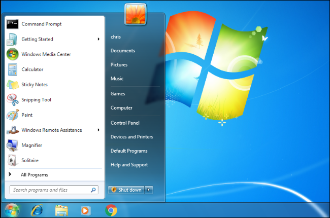 O menu Iniciar é aberto em uma área de trabalho do Windows 7.
