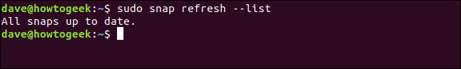 O comando "sudo snap refresh --list" em uma janela de terminal.