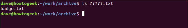 Um comando "ls ?????. Txt" em uma janela de terminal.