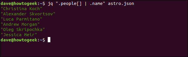 O "jq" .people [] |  .name "astros.json" comando em uma janela de terminal.