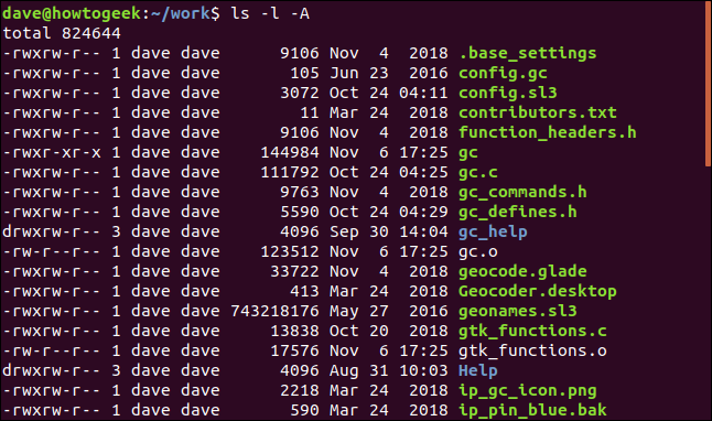 ls -l -A em uma janela de terminal