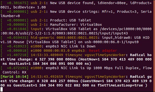 A saída "dmsesg" em uma janela de terminal.