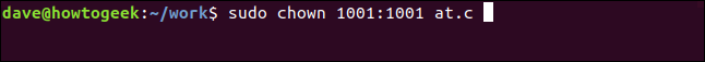 sudo chown 1001: 1001 at.c em uma janela de terminal