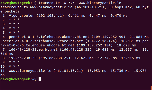 O comando "traceroute -w 7.0 blarneycastle.ie" em uma janela de terminal.