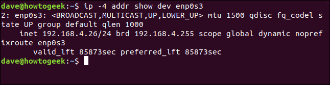 O comando "ip -4 addr show dev enp0s3" em uma janela de terminal.