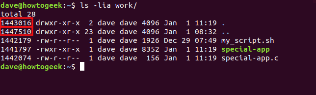 O comando "ls -lia work /" em uma janela de terminal.