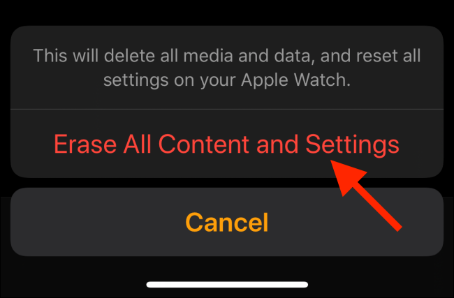 Confirme para apagar o conteúdo e as configurações do Apple Watch